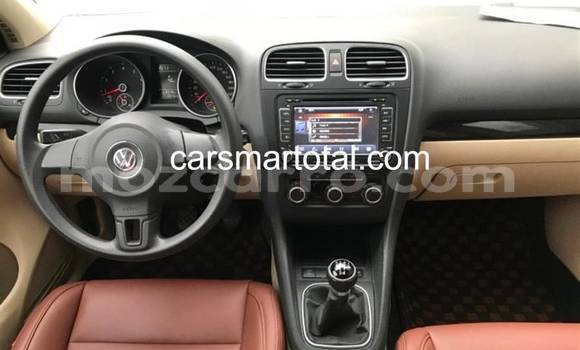 Comprar Usado Volkswagen Golf Prata Carro em Maputo em Maputo Comprar Usado Volkswagen Golf Prata Carro em Maputo em Maputo
