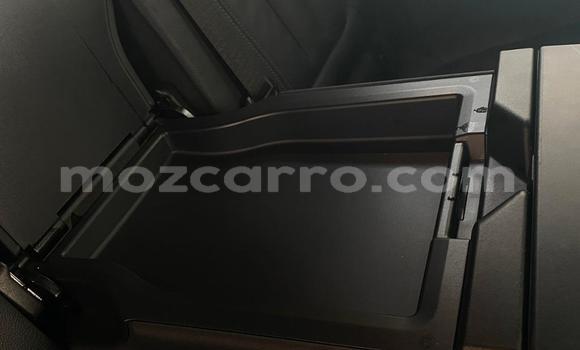 Nunua Ilio tumika BMW X5 Nyeupe Gari ndani ya Maputo nchini Maputo Nunua Ilio tumika BMW X5 Nyeupe Gari ndani ya Maputo nchini Maputo