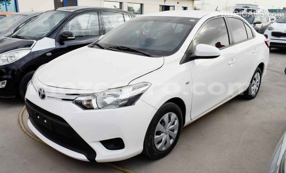 Nunua Imported Toyota Yaris Nyeupe Gari ndani ya Import - Dubai nchini Cabo Delgado Nunua Imported Toyota Yaris Nyeupe Gari ndani ya Import - Dubai nchini Cabo Delgado