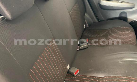 Nunua Ilio tumika Toyota Aygo Nyeupe Gari ndani ya Maputo nchini Maputo Nunua Ilio tumika Toyota Aygo Nyeupe Gari ndani ya Maputo nchini Maputo