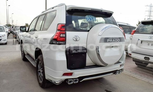 Comprar Importar Toyota Prado Branco Carro em Import - Dubai em Cabo Delgado Comprar Importar Toyota Prado Branco Carro em Import - Dubai em Cabo Delgado