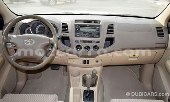 Nunua Imported Toyota Fortuner Nyeupe Gari ndani ya Import - Dubai nchini Cabo Delgado Nunua Imported Toyota Fortuner Nyeupe Gari ndani ya Import - Dubai nchini Cabo Delgado