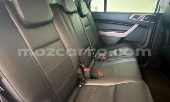 Comprar Usado Ford Everest Branco Carro em Maputo em Maputo Comprar Usado Ford Everest Branco Carro em Maputo em Maputo