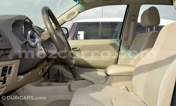 Nunua Imported Toyota Fortuner Nyeupe Gari ndani ya Import - Dubai nchini Cabo Delgado Nunua Imported Toyota Fortuner Nyeupe Gari ndani ya Import - Dubai nchini Cabo Delgado