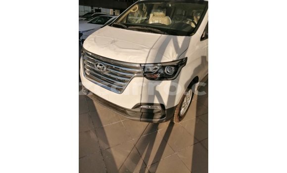 Comprar Importar Hyundai Accent Branco Carro em Import - Dubai em Cabo Delgado Comprar Importar Hyundai Accent Branco Carro em Import - Dubai em Cabo Delgado