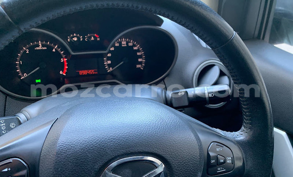 Comprar Usado Mazda BT-50 Branco Carro em Maputo em Maputo Comprar Usado Mazda BT-50 Branco Carro em Maputo em Maputo