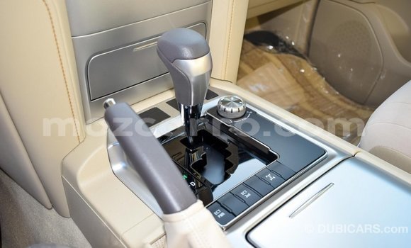 Comprar Importar Toyota Land Cruiser Preto Carro em Import - Dubai em Cabo Delgado Comprar Importar Toyota Land Cruiser Preto Carro em Import - Dubai em Cabo Delgado