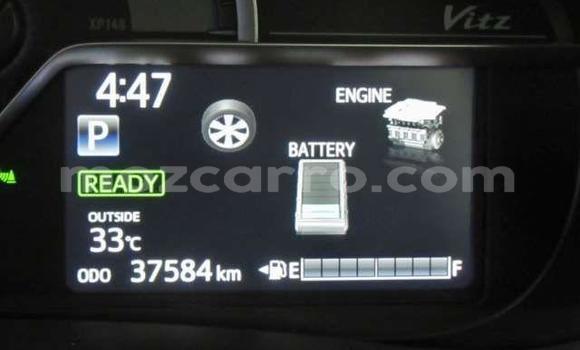 Buy Used Toyota Vitz Red Car in Beira in Sofala Buy Used Toyota Vitz Red Car in Beira in Sofala