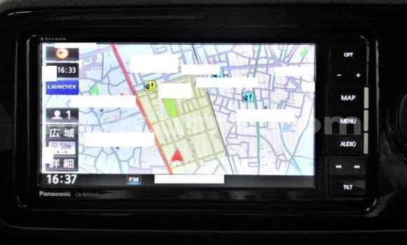 Buy Used Toyota Vitz Red Car in Beira in Sofala Buy Used Toyota Vitz Red Car in Beira in Sofala