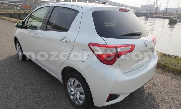 Comprar Usado Toyota Vitz Branco Carro em Maputo em Maputo Comprar Usado Toyota Vitz Branco Carro em Maputo em Maputo
