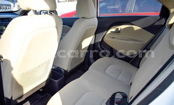 Comprar Importar Kia Rio Branco Carro em Import - Dubai em Cabo Delgado Comprar Importar Kia Rio Branco Carro em Import - Dubai em Cabo Delgado
