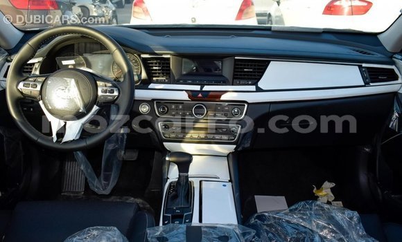Comprar Importar Kia Cadenza De outros Carro em Import - Dubai em Cabo Delgado Comprar Importar Kia Cadenza De outros Carro em Import - Dubai em Cabo Delgado