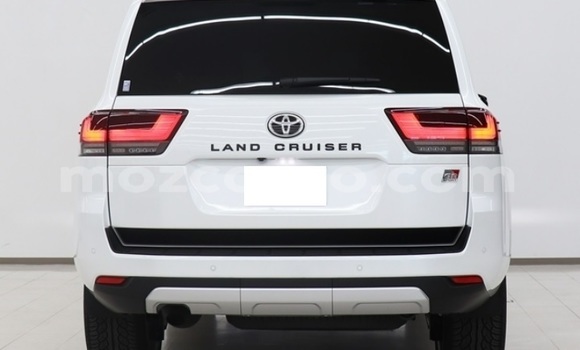 Tenga Tsaru Toyota Land Cruiser Chena Mota in Maputo in Maputo Tenga Tsaru Toyota Land Cruiser Chena Mota in Maputo in Maputo