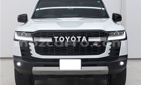 Tenga Tsaru Toyota Land Cruiser Chena Mota in Maputo in Maputo Tenga Tsaru Toyota Land Cruiser Chena Mota in Maputo in Maputo