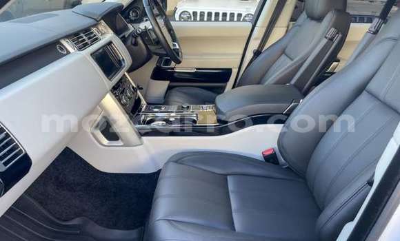 Comprar Usado Range Rover Range Rover Branco Carro em Inhambane em Inhambane Comprar Usado Range Rover Range Rover Branco Carro em Inhambane em Inhambane