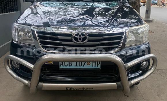 Nunua Ilio tumika Toyota Hilux Nyeusi Gari ndani ya Maputo nchini Maputo Nunua Ilio tumika Toyota Hilux Nyeusi Gari ndani ya Maputo nchini Maputo