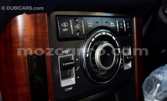 Tenga Imported Toyota Prado Zvimwe Mota in Import - Dubai in Cabo Delgado Tenga Imported Toyota Prado Zvimwe Mota in Import - Dubai in Cabo Delgado