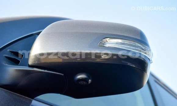 Tenga Imported Toyota Prado Zvimwe Mota in Import - Dubai in Cabo Delgado Tenga Imported Toyota Prado Zvimwe Mota in Import - Dubai in Cabo Delgado