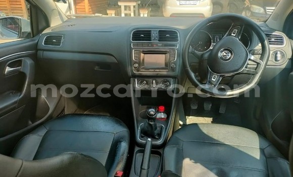 Buy Used Volkswagen Polo Silver Car in Maputo in Maputo Buy Used Volkswagen Polo Silver Car in Maputo in Maputo