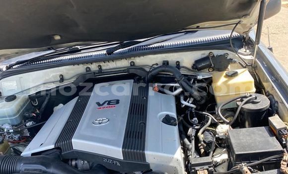 Buy Used Toyota Land Cruiser Prado Silver Car in Maputo in Maputo Buy Used Toyota Land Cruiser Prado Silver Car in Maputo in Maputo