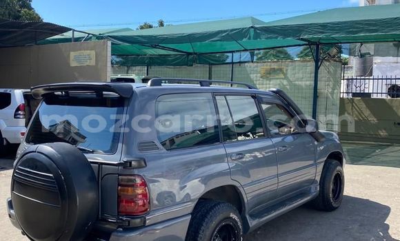 Buy Used Toyota Land Cruiser Prado Silver Car in Maputo in Maputo Buy Used Toyota Land Cruiser Prado Silver Car in Maputo in Maputo
