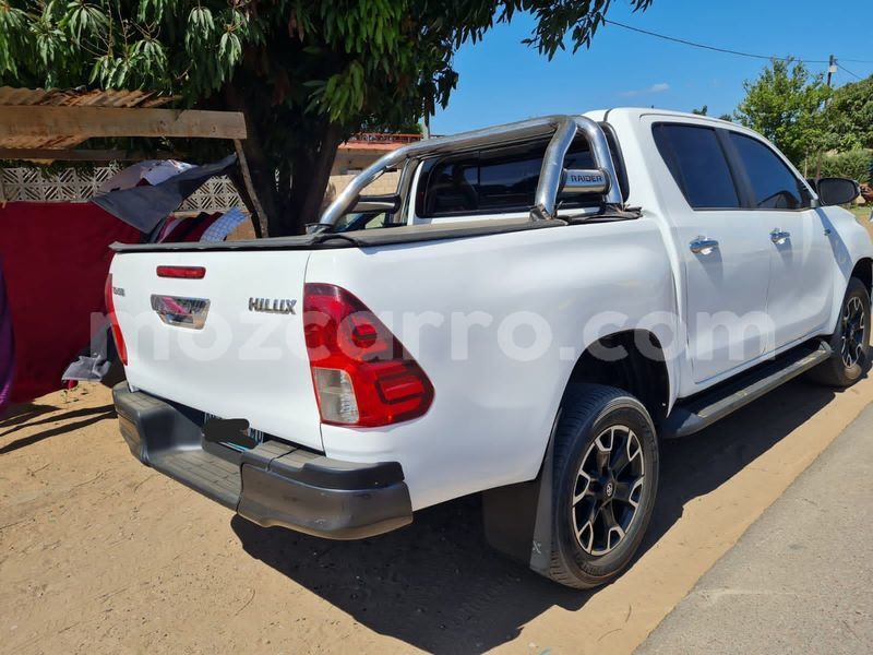 Big with watermark toyota hiluxe revo maputo maputo 13182