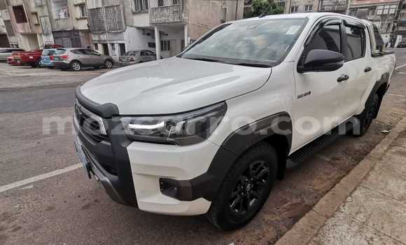 Comprar Usado Toyota Hiluxe Revo Branco Carro em Maputo em Maputo Comprar Usado Toyota Hiluxe Revo Branco Carro em Maputo em Maputo