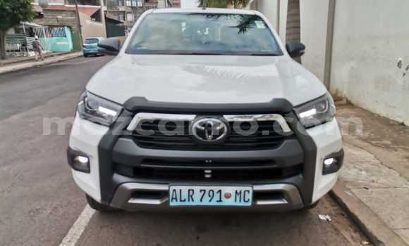 Nunua Ilio tumika Toyota Hiluxe Revo Nyeupe Gari ndani ya Maputo nchini Maputo Nunua Ilio tumika Toyota Hiluxe Revo Nyeupe Gari ndani ya Maputo nchini Maputo