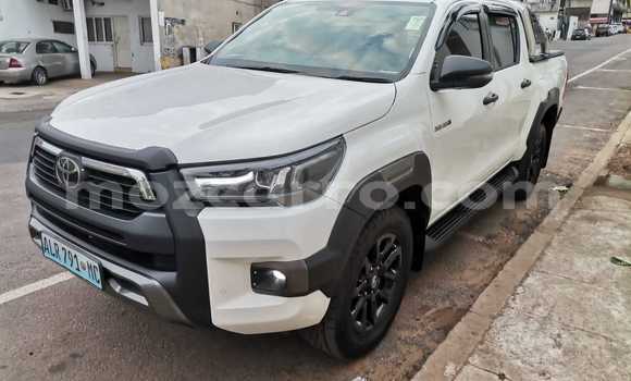 Nunua Ilio tumika Toyota Hiluxe Revo Nyeupe Gari ndani ya Maputo nchini Maputo Nunua Ilio tumika Toyota Hiluxe Revo Nyeupe Gari ndani ya Maputo nchini Maputo