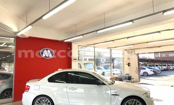 Comprar Usado BMW 1-Series Branco Carro em Maputo em Maputo Comprar Usado BMW 1-Series Branco Carro em Maputo em Maputo