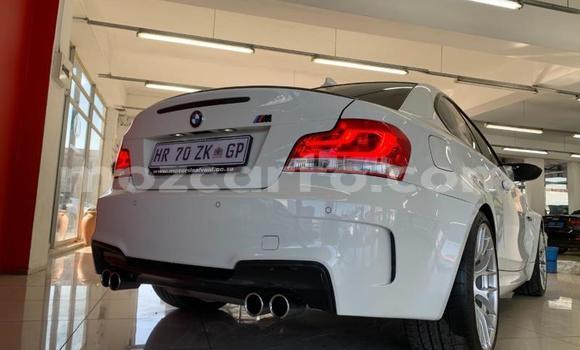 Comprar Usado BMW 1-Series Branco Carro em Maputo em Maputo Comprar Usado BMW 1-Series Branco Carro em Maputo em Maputo