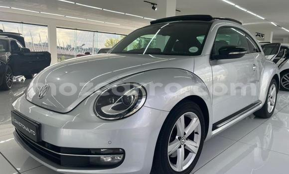 Comprar Usado Volkswagen Beetle Prata Carro em Maputo em Maputo Comprar Usado Volkswagen Beetle Prata Carro em Maputo em Maputo
