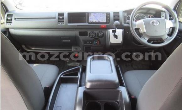 Comprar Usado Toyota Hiace Branco Carro em Inhambane em Inhambane Comprar Usado Toyota Hiace Branco Carro em Inhambane em Inhambane