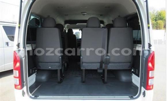 Comprar Usado Toyota Hiace Branco Carro em Inhambane em Inhambane Comprar Usado Toyota Hiace Branco Carro em Inhambane em Inhambane