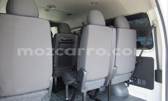Comprar Usado Toyota Hiace Branco Carro em Inhambane em Inhambane Comprar Usado Toyota Hiace Branco Carro em Inhambane em Inhambane