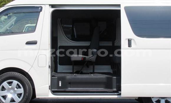 Comprar Usado Toyota Hiace Branco Carro em Inhambane em Inhambane Comprar Usado Toyota Hiace Branco Carro em Inhambane em Inhambane
