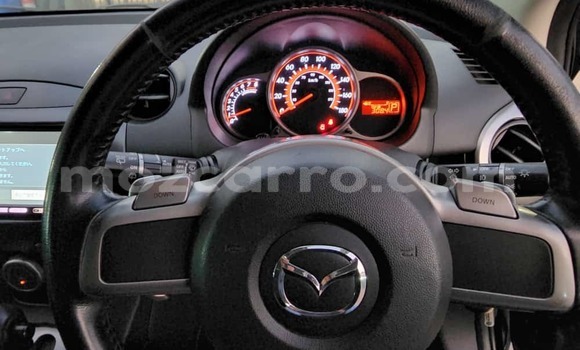 Comprar Usado Mazda Demio Preto Carro em Maputo em Maputo Comprar Usado Mazda Demio Preto Carro em Maputo em Maputo