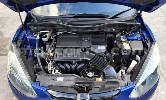 Comprar Usado Mazda Demio Azul Carro em Maputo em Maputo Comprar Usado Mazda Demio Azul Carro em Maputo em Maputo