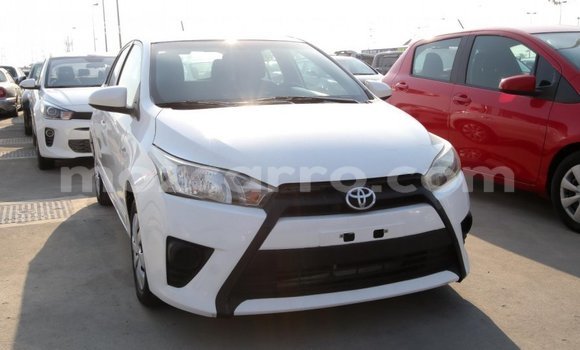 Comprar Importar Toyota Yaris Branco Carro em Import - Dubai em Cabo Delgado Comprar Importar Toyota Yaris Branco Carro em Import - Dubai em Cabo Delgado