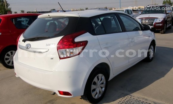 Comprar Importar Toyota Yaris Branco Carro em Import - Dubai em Cabo Delgado Comprar Importar Toyota Yaris Branco Carro em Import - Dubai em Cabo Delgado