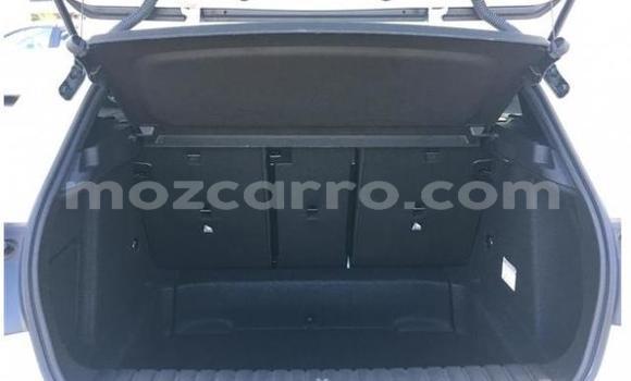 Comprar Usado BMW 1-Series Branco Carro em Nampula em Nampula Comprar Usado BMW 1-Series Branco Carro em Nampula em Nampula