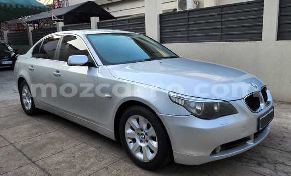 Comprar Usado BMW 5-Series Prata Carro em Maputo em Maputo