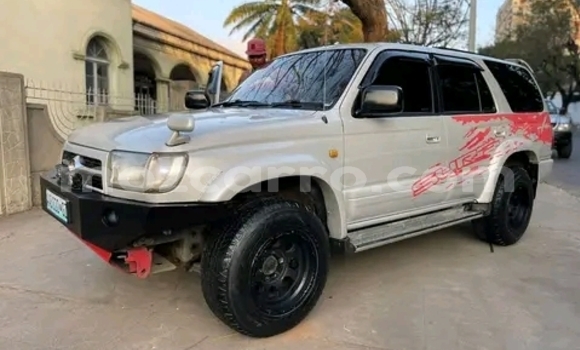 Comprar Usado Toyota Hilux Surf De outros Carro em Maputo em Maputo Comprar Usado Toyota Hilux Surf De outros Carro em Maputo em Maputo