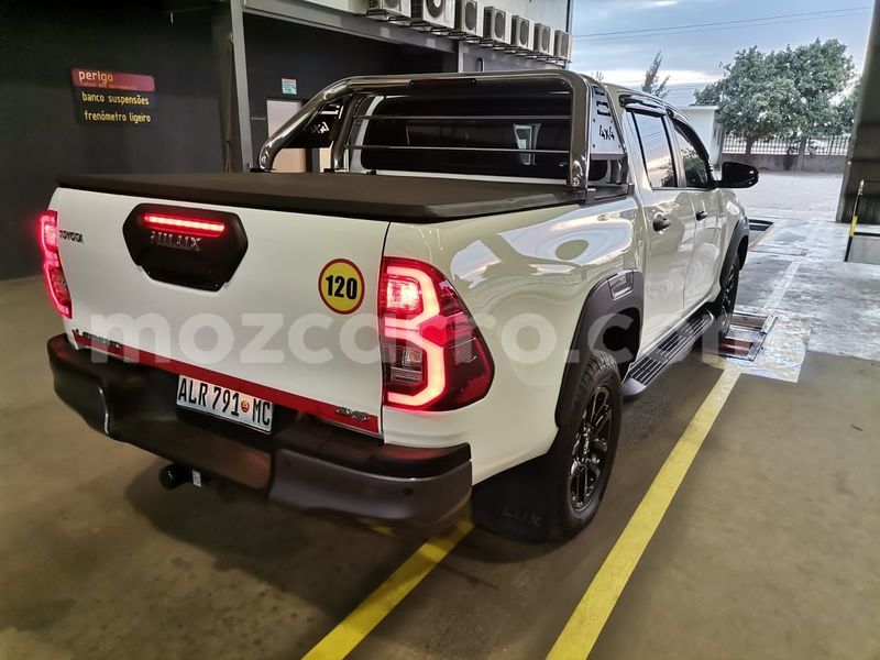 Big with watermark toyota hilux maputo maputo 13262