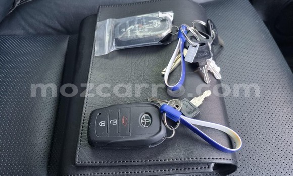 Nunua Ilio tumika Toyota Hilux Nyeupe Gari ndani ya Manhiça nchini Maputo Nunua Ilio tumika Toyota Hilux Nyeupe Gari ndani ya Manhiça nchini Maputo