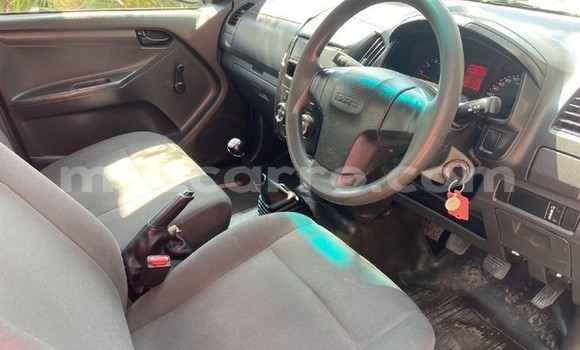 Tenga Tsaru Isuzu D-MAX Chena Mota in Inhambane in Inhambane Tenga Tsaru Isuzu D-MAX Chena Mota in Inhambane in Inhambane