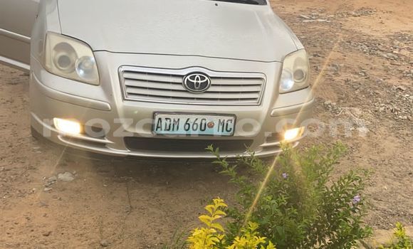 Comprar Usado Toyota Avensis Prata Carro em Maputo em Maputo