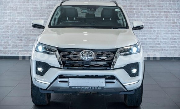 Tenga Tsaru Toyota Fortuner Chena Mota in Manhiça in Maputo Tenga Tsaru Toyota Fortuner Chena Mota in Manhiça in Maputo