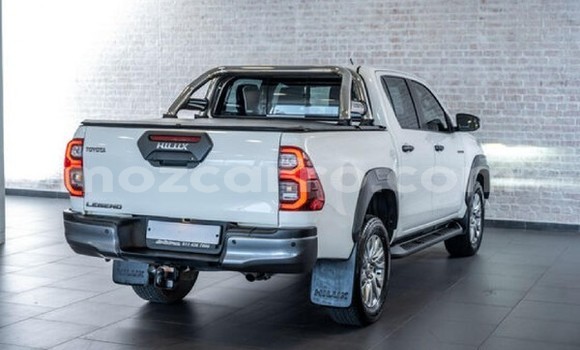 Nunua Ilio tumika Toyota Hilux Nyeupe Gari ndani ya Maputo nchini Maputo Nunua Ilio tumika Toyota Hilux Nyeupe Gari ndani ya Maputo nchini Maputo