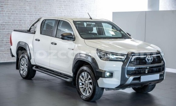 Nunua Ilio tumika Toyota Hilux Nyeupe Gari ndani ya Maputo nchini Maputo Nunua Ilio tumika Toyota Hilux Nyeupe Gari ndani ya Maputo nchini Maputo